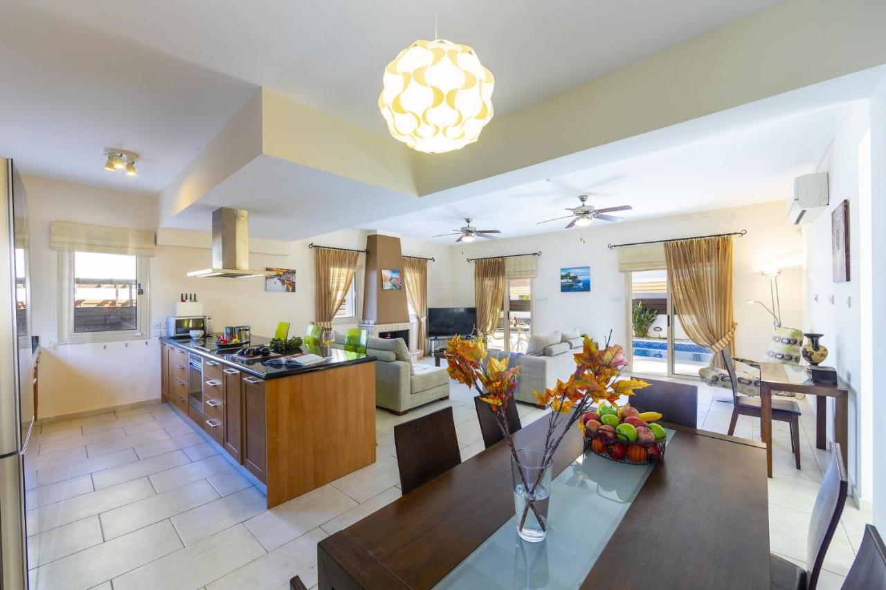 Villa Malama Paralimni Esterno foto